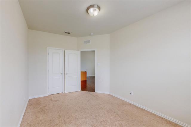 Building Photo - 8100 Horseman Rd