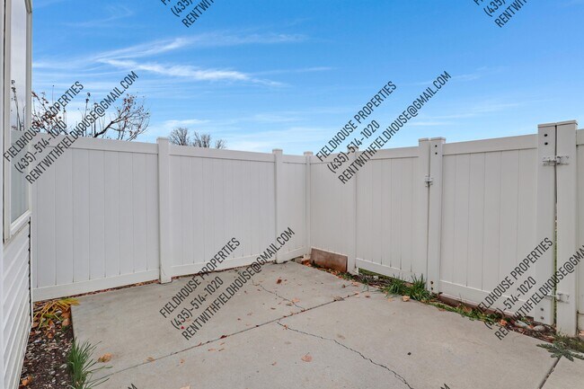 Building Photo - 366 Spring Creek Pkwy