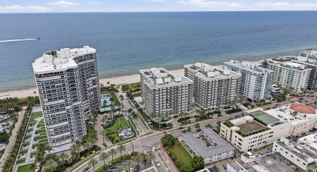 Building Photo - 9595 Collins Ave