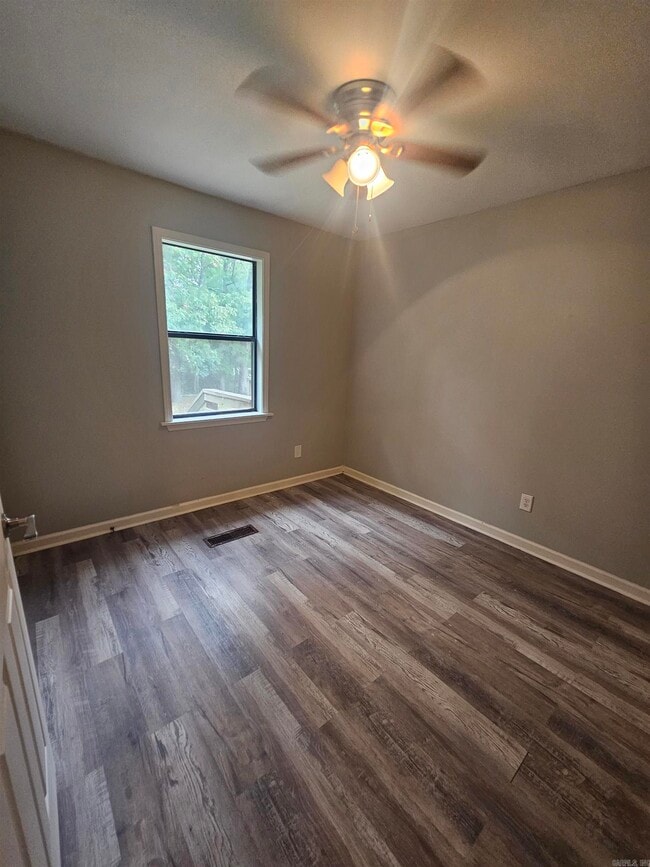 Building Photo - 14807 Sweet Gum Dr