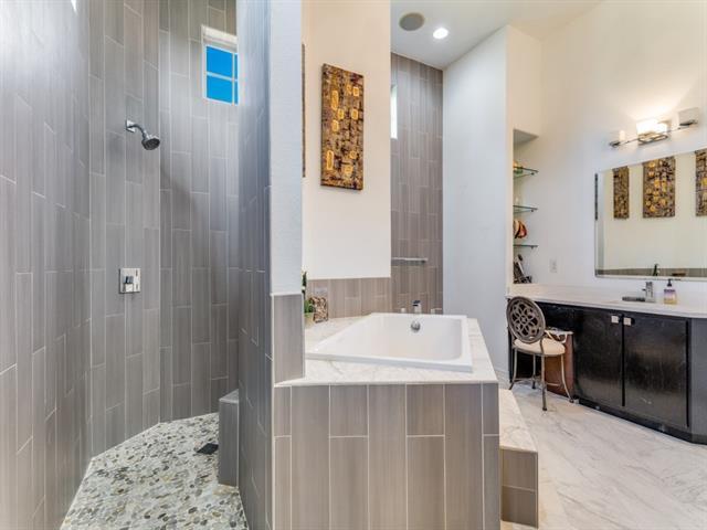 Building Photo - 4216 Mira Monte