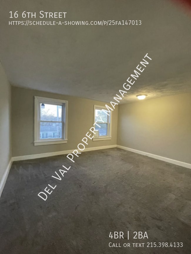 Building Photo - 16 6th St