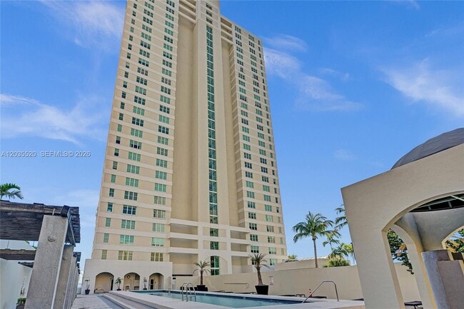 Building Photo - 800 Claughton Island Dr