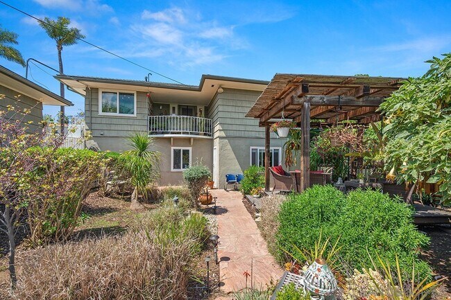 Building Photo - 4615 Rolando Blvd