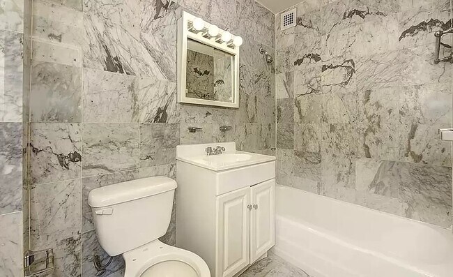Building Photo - 300 West 55th Street