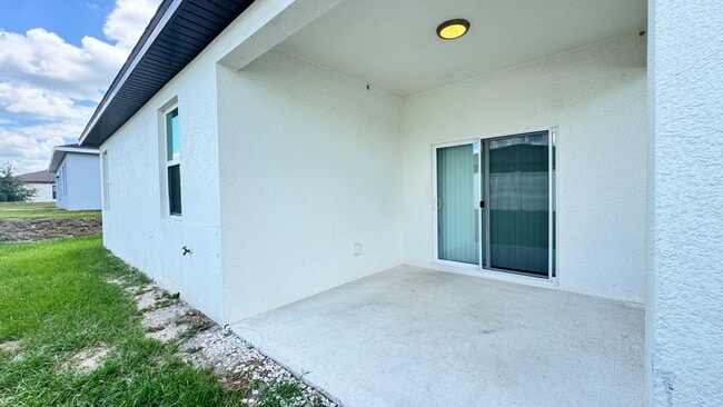 Building Photo - Beautiful 4 Br/2 Ba Home in Poinciana!!