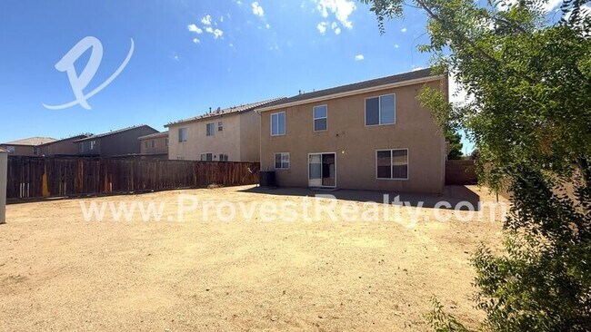 Building Photo - 9495 Apricot Ct