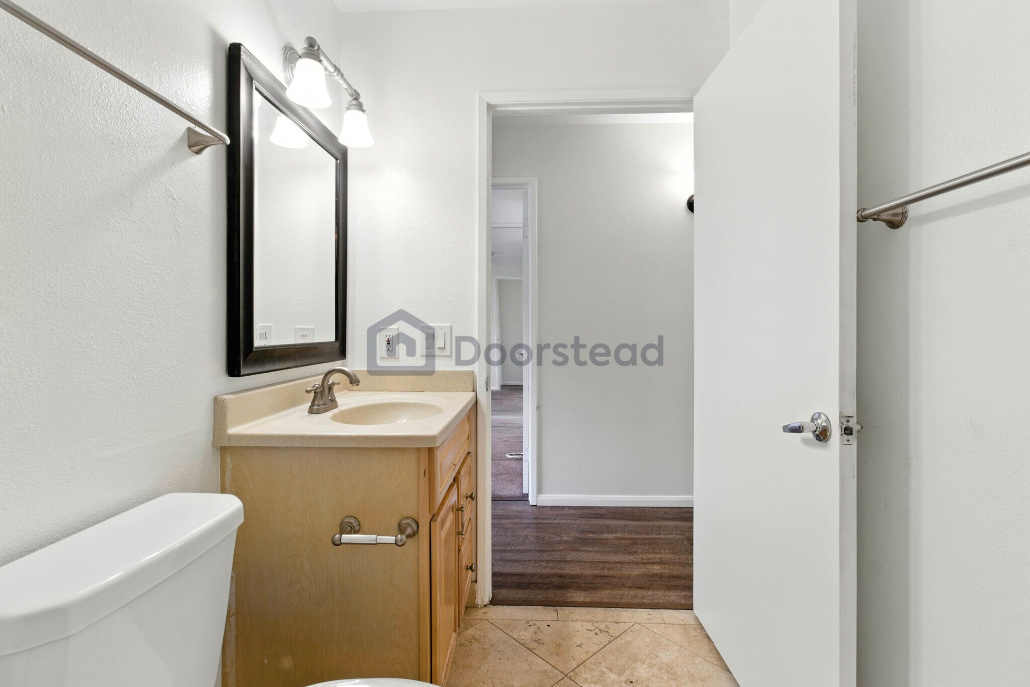 Building Photo - 9175 Campina Dr