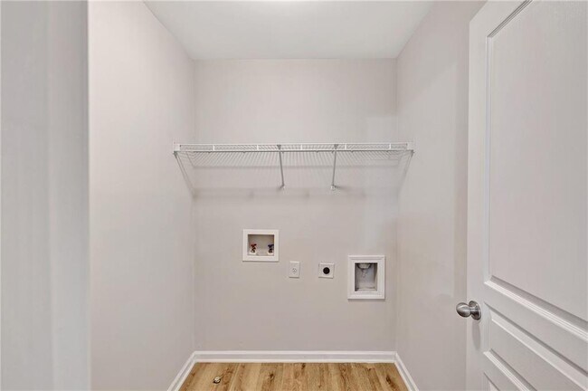 Building Photo - 2187 Oakland Grove Pl