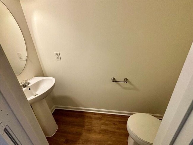 Building Photo - 2735 Meadow Trace Dr