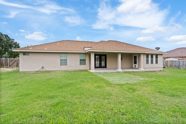 Building Photo - 221 Running Bear Trail