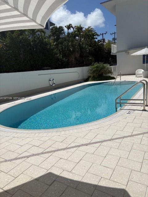 Building Photo - 290 Sunrise Dr