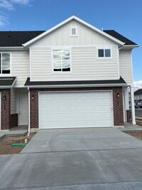 Building Photo - Beautiful 3 Bed, 2.5 Town Home! Available Now! See Our 3D Tour of This Property! Available on Jun...