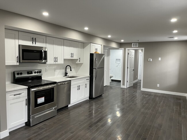 Kitchen & Living Area - 1235 S 47th St