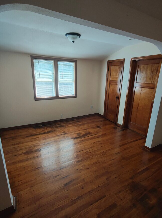 Building Photo - 4650 N 39th St