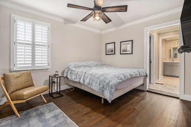 Building Photo - Fully Renovated Smart Home | EV Ready | Au...