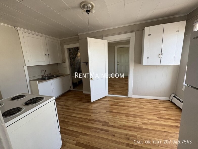 Building Photo - 124 York St