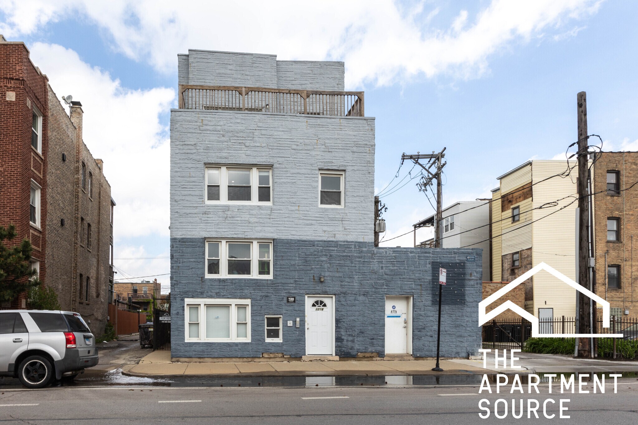Building Photo - 3216 W Augusta Blvd
