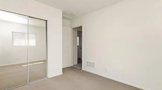 Building Photo - Pomona Duplex