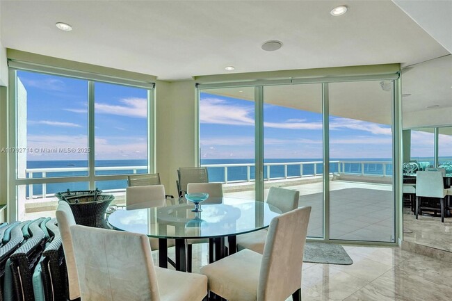 Building Photo - 101 S Fort Lauderdale Beach Blvd