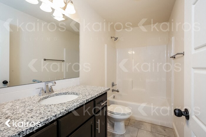 Building Photo - 105 White Oak St