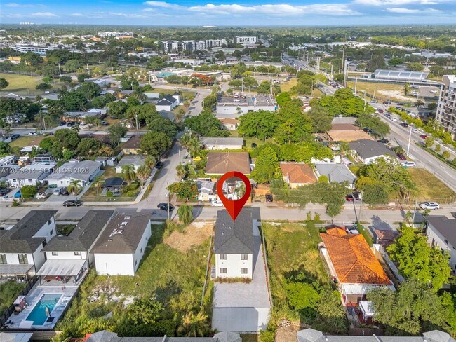Building Photo - 18362 SW 102nd Pl
