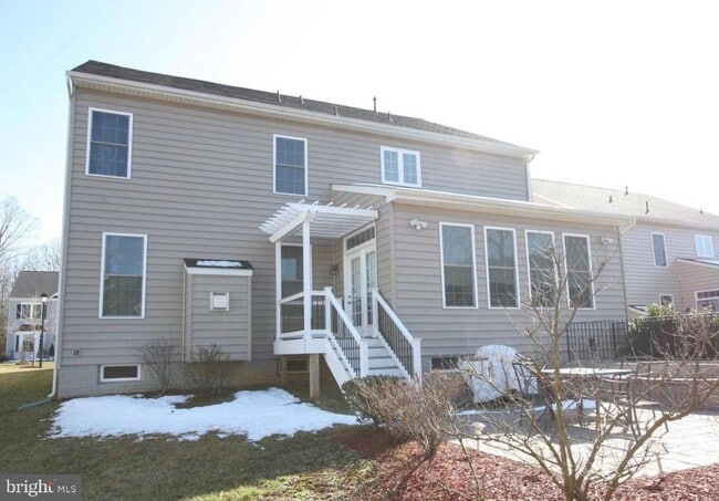 Building Photo - 612 Samantha Ct