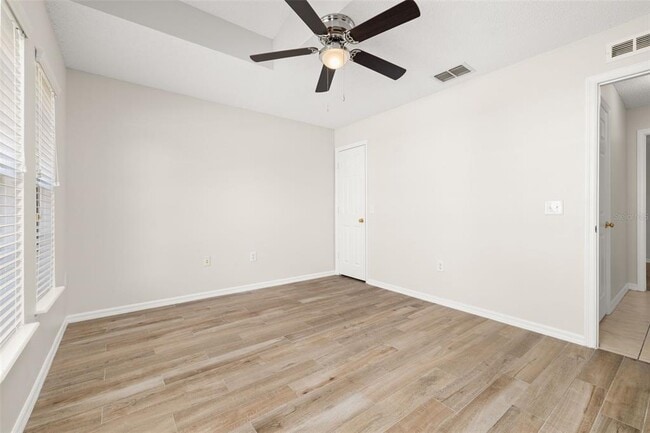 Building Photo - 624 Blake Ave