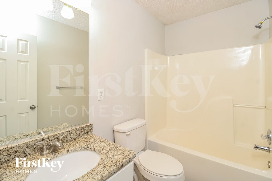 Building Photo - 1608 Ballard Ct