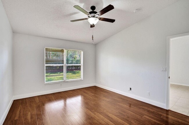 Building Photo - 5069 Toscana Trail