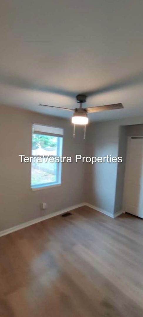 Building Photo - 411 Market St