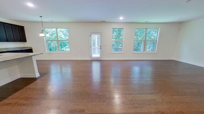 Building Photo - 109 Highland Mist Cir