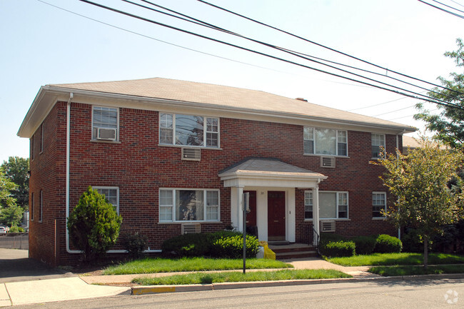 Building Photo - Christopher Court