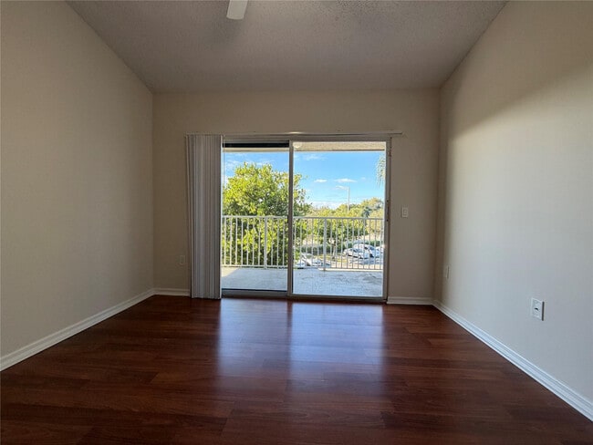 Building Photo - 5005 Wiles Rd