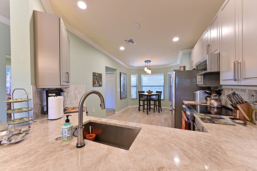 Building Photo - 6815 Grand Estuary Trl