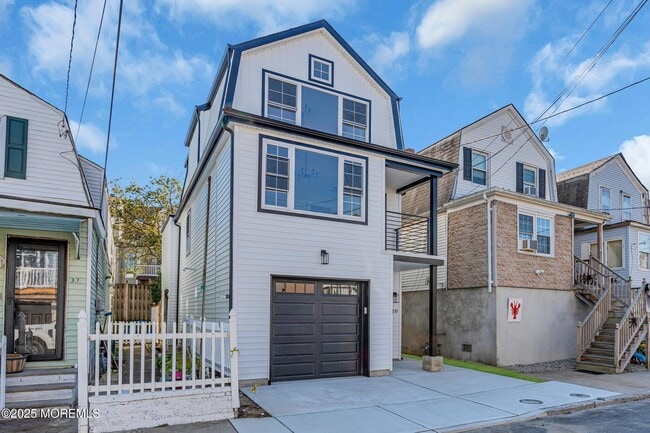 Building Photo - 39 Sea Drift Ave