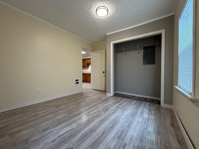 Building Photo - 3109 Delaware St