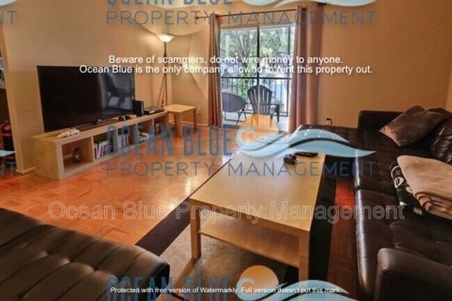 Building Photo - 1285 85th Terrace N