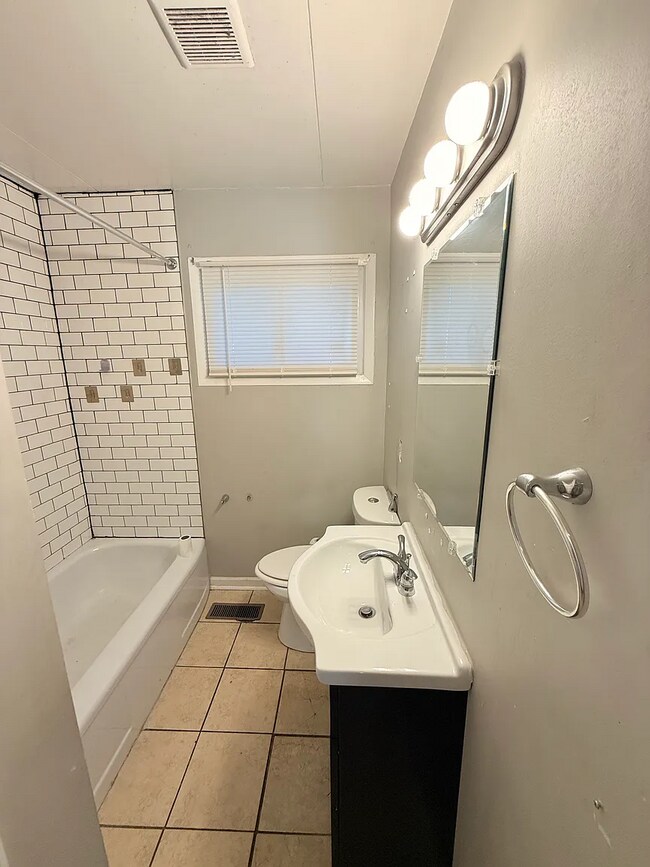 Building Photo - 5269 N 68th St