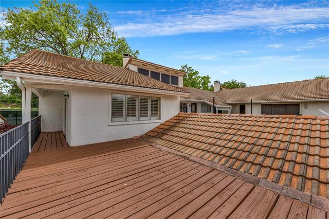 Building Photo - 3109 Lakeside Dr