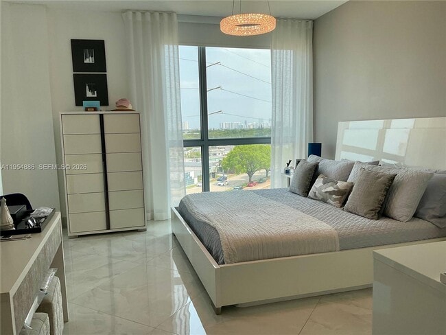 Building Photo - 140 S Dixie Hwy