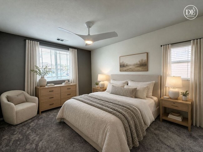 Building Photo - Beautiful Updated 3 bedroom home