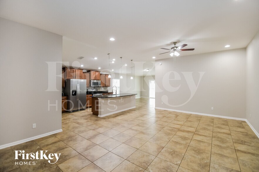 Building Photo - 16126 Dowing Creek Dr
