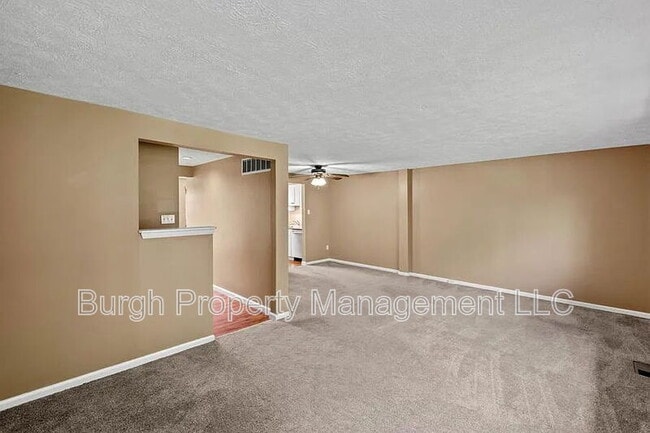 Building Photo - 645 Deer Watch Rd