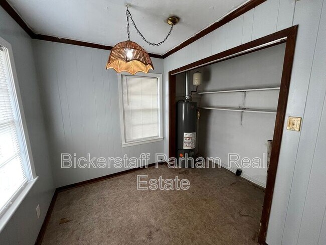 Building Photo - 3501 Third Avenue