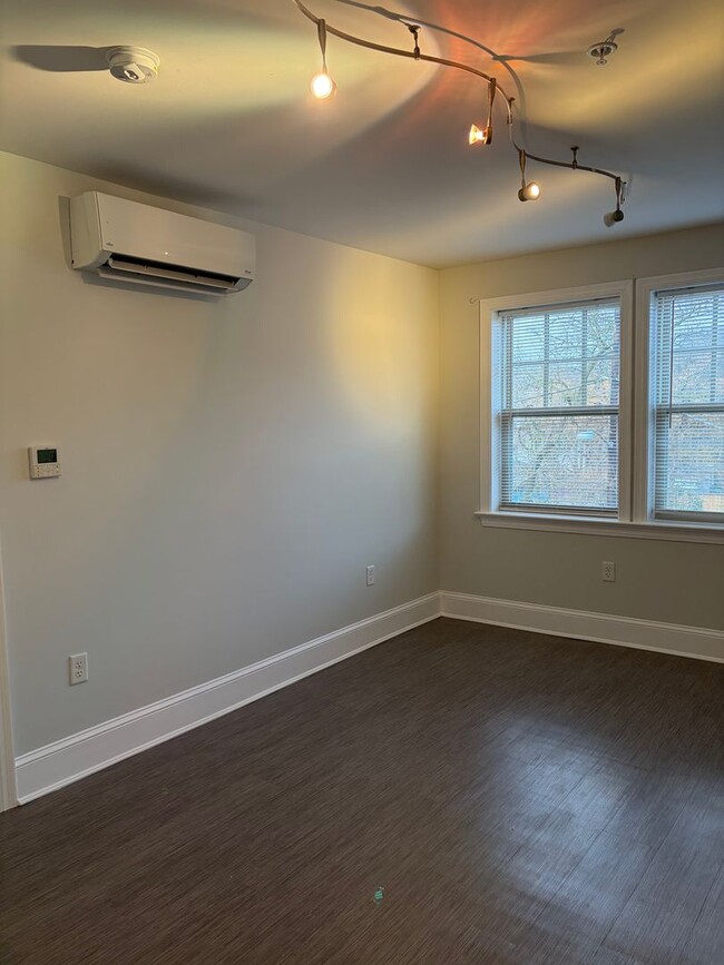 Building Photo - 3300 Rhode Island Ave