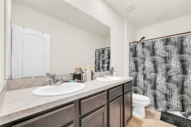 Building Photo - 1401 Yellow Finch Dr