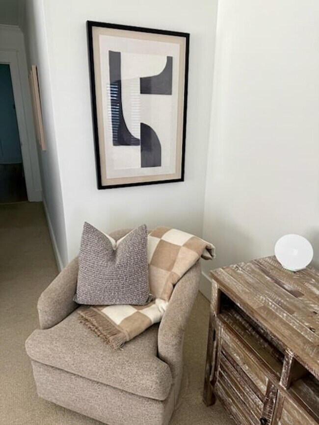 Building Photo - 22022 Front Beach Rd