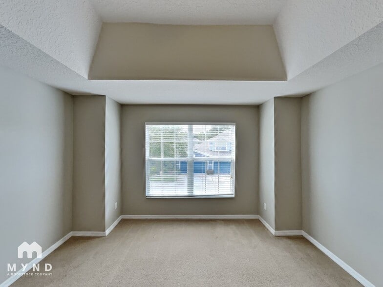 Building Photo - 1460 Travertine Terrace