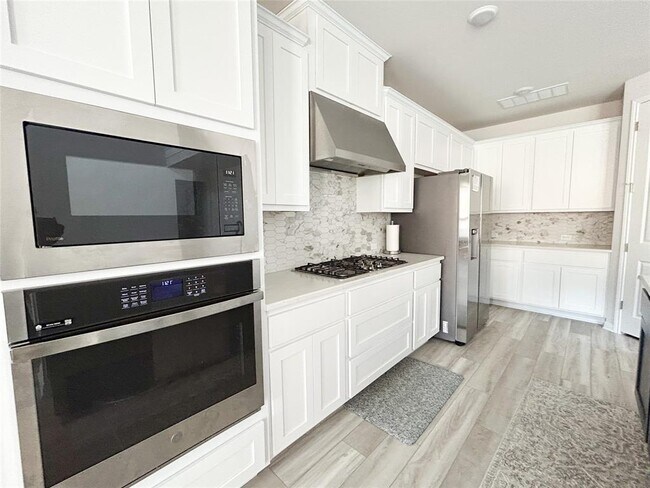 Building Photo - 4620 Modena Bay Bend